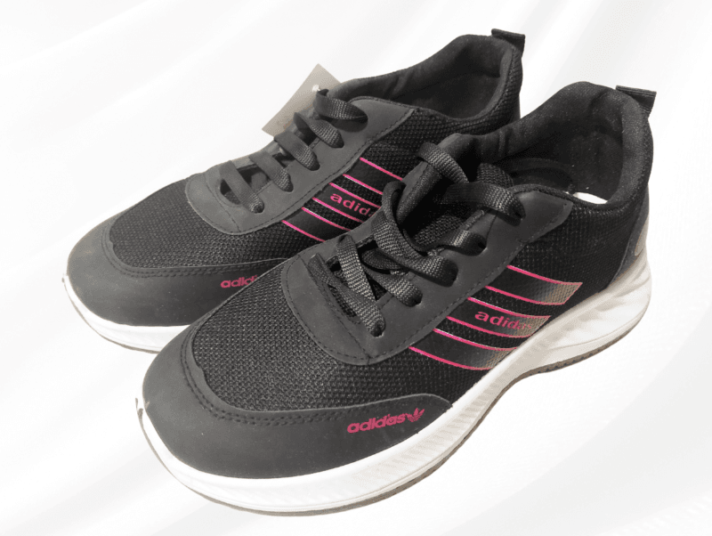 كوتشي أسود adidas