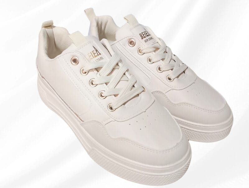 كوتشي حريمي شريط ذهبي