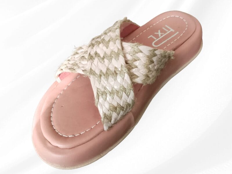 شبشب حريمي وردي Pixl