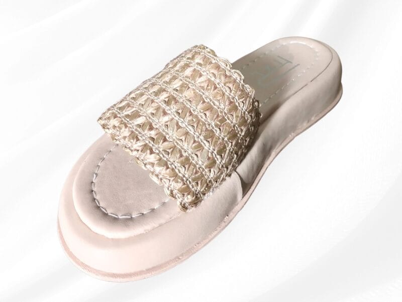 شبشب حريمي بيج Pixl